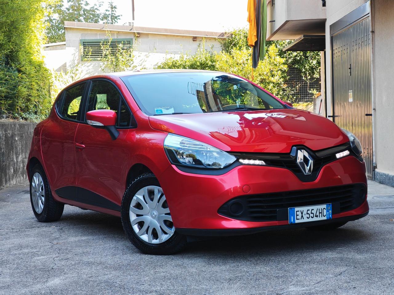 Renault Clio 1.2 BENZINA 73cv / Neopatentati