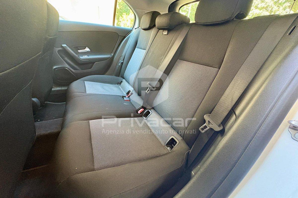 MERCEDES A 180 Automatic Business