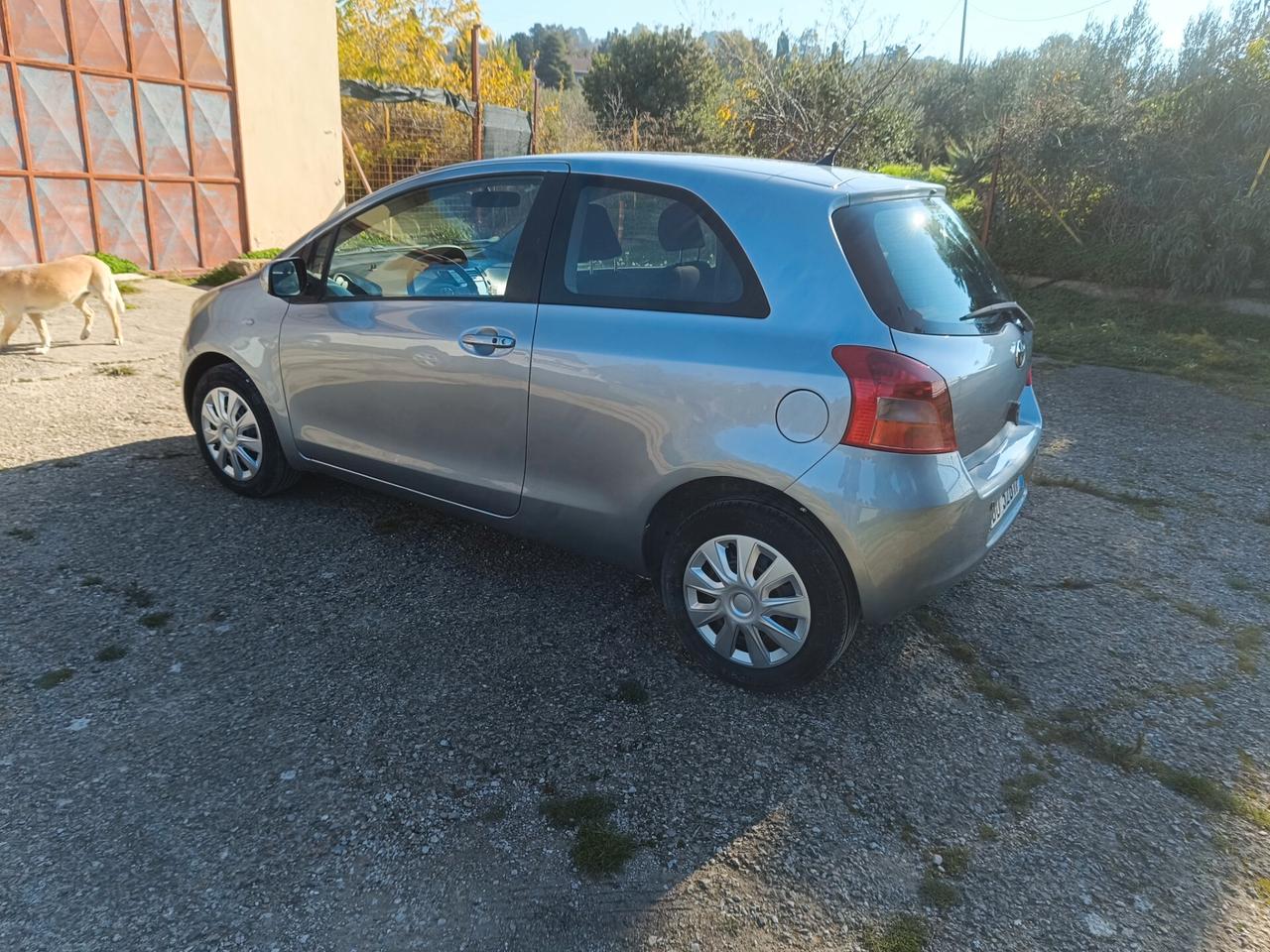 Toyota Yaris 1.0 3 porte