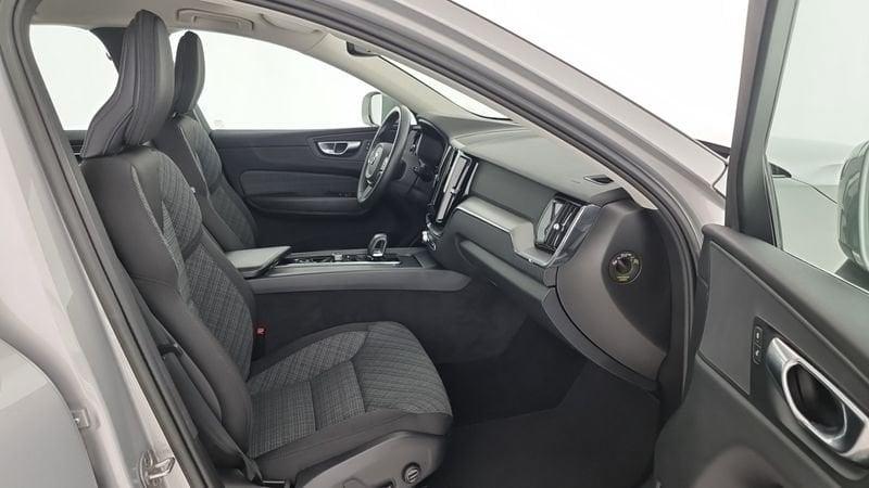 Volvo XC60 B4 D AWD automatico Core