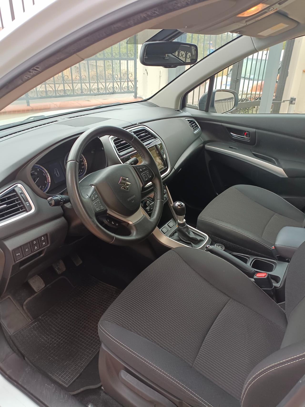Suzuki S-Cross 1.6 DDiS Start&Stop 4WD All Grip DCT Star View