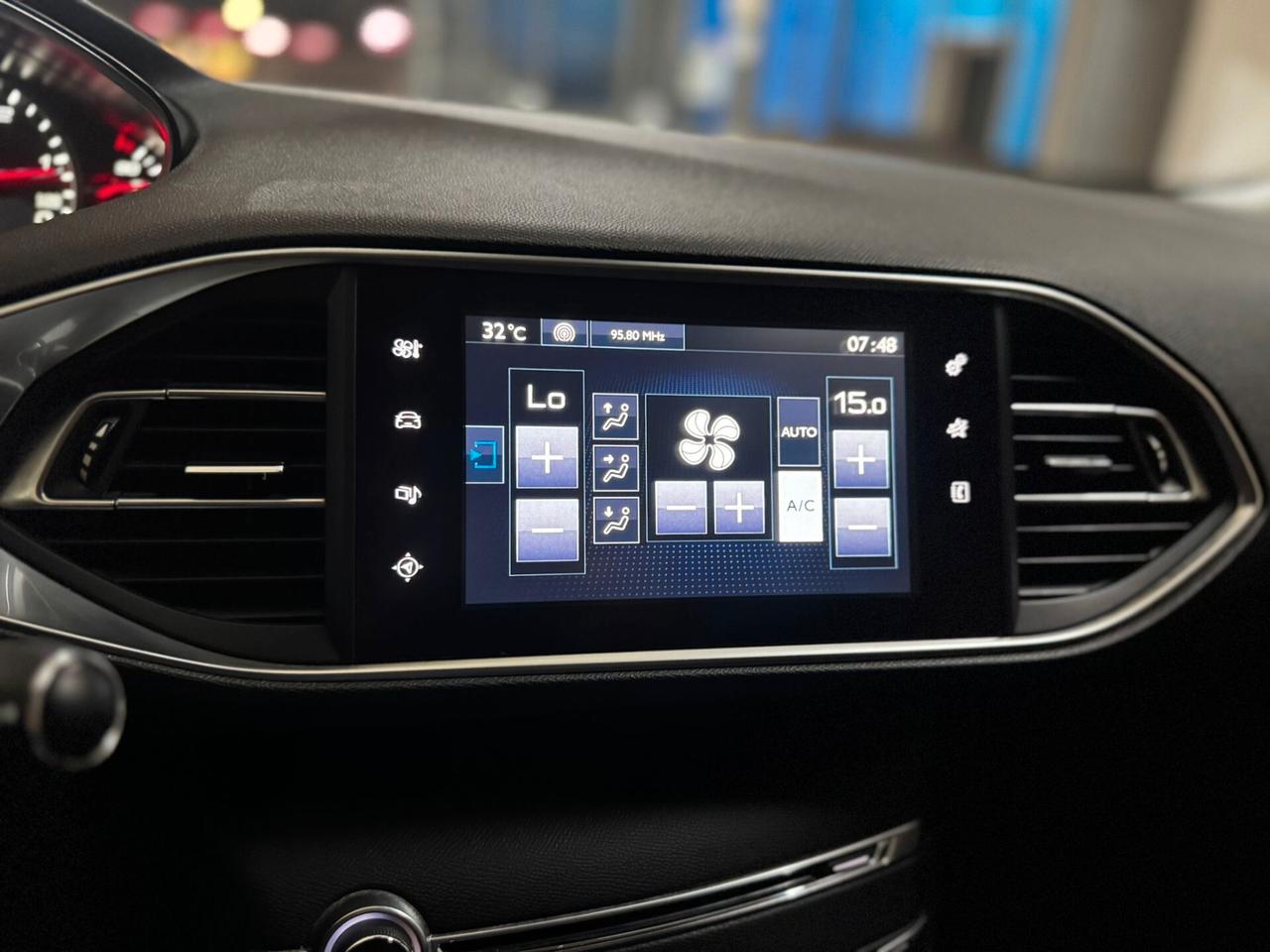 Peugeot 308 BlueHDi 120 S&S EAT6 SW GT Line