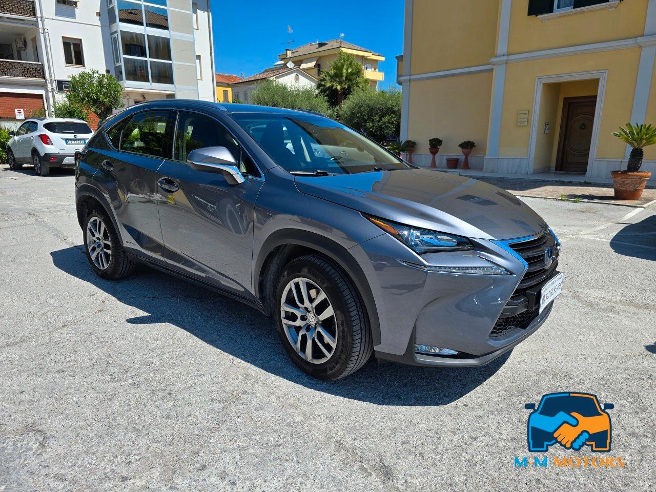 Lexus NX 300h 2.5 Executive 4wd cvt