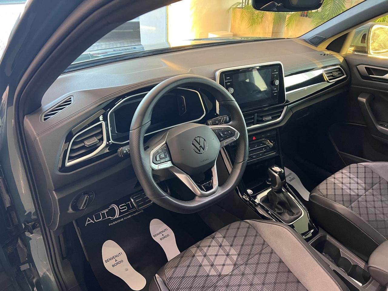 VOLKSWAGEN T-Roc 2022 1.5 tsi R-Line dsg - PARI AL NUOVO!