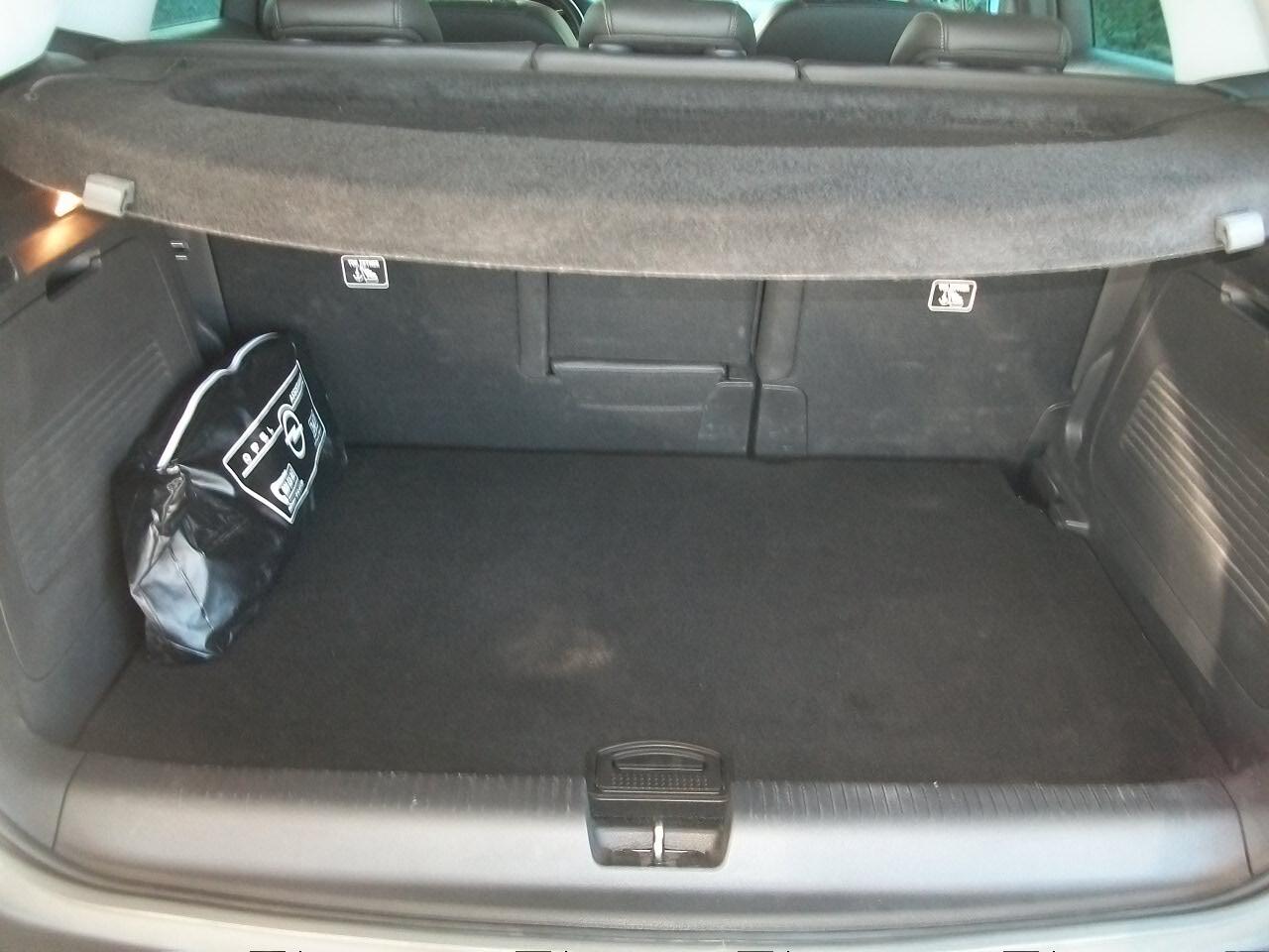 Opel Crossland 1.2 / 12V 110 CV Start&Stop Elegance KM69650 EURO 14990,00 COMPRESO IVA SU FATTURA BI COLORE GARANZIA UN ANNO