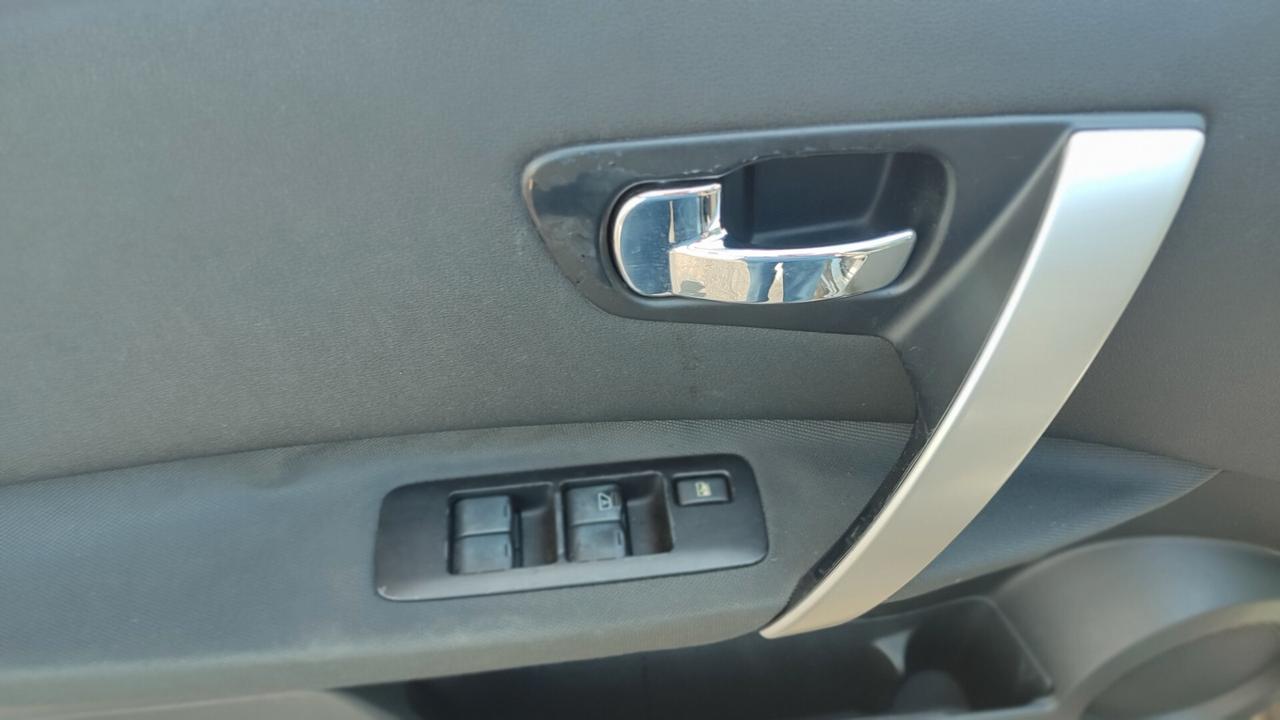 NISSAN QASHQAI - 7 POSTI - GANCIO TRAINO