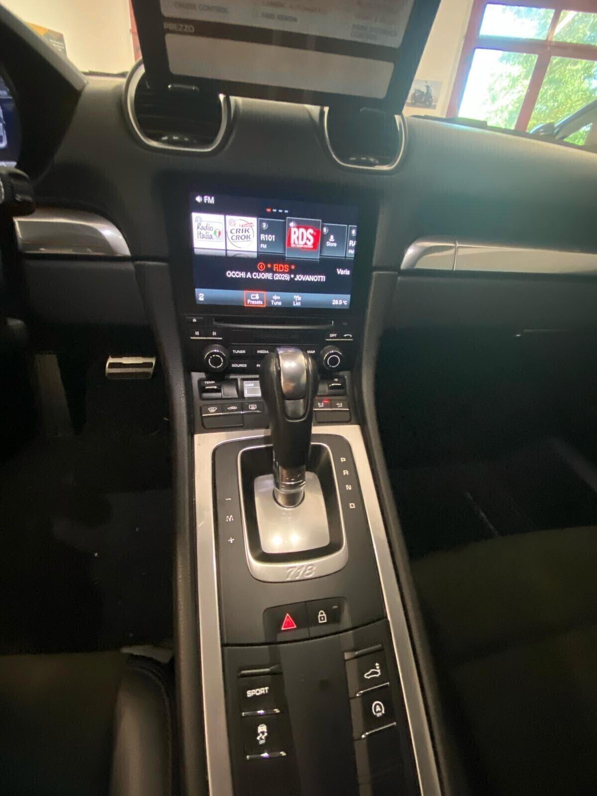 Porsche 718 Spyder 718 Cayman 2.0 T