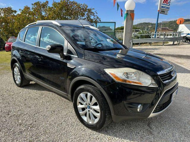 FORD Kuga 2.0 TDCi 136 CV 4WD + GANCIO