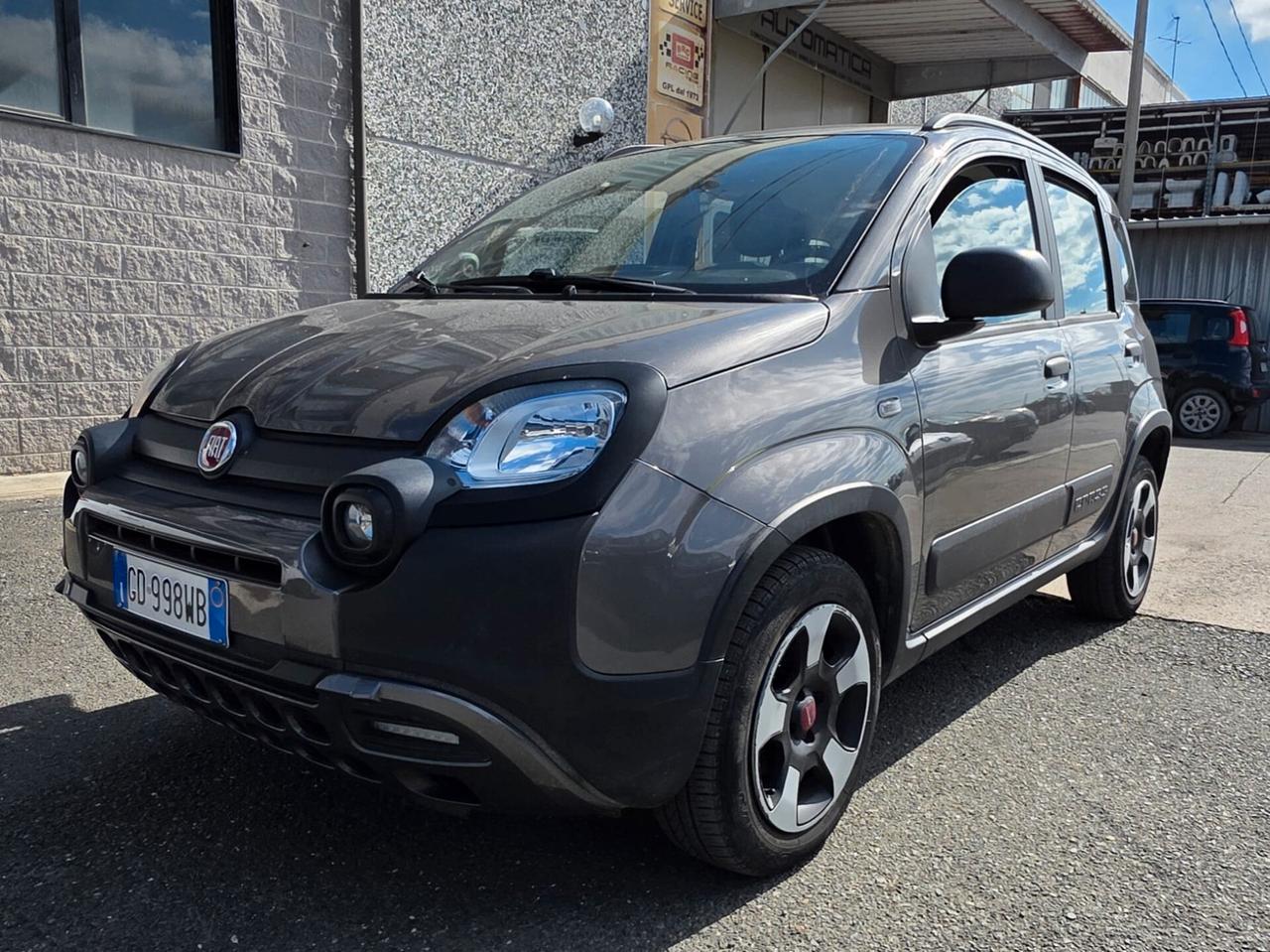 Fiat Panda 1.0 FireFly S&S Hybrid City Cross