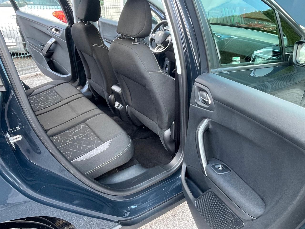 Peugeot 2008 1.6 BlueHDi 75 Active