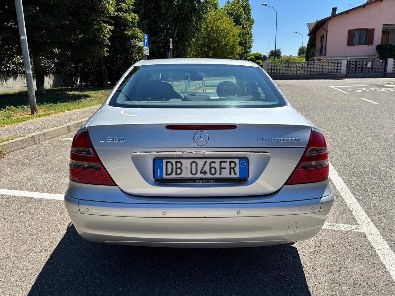 Mercedes-benz E 200 K METANO
