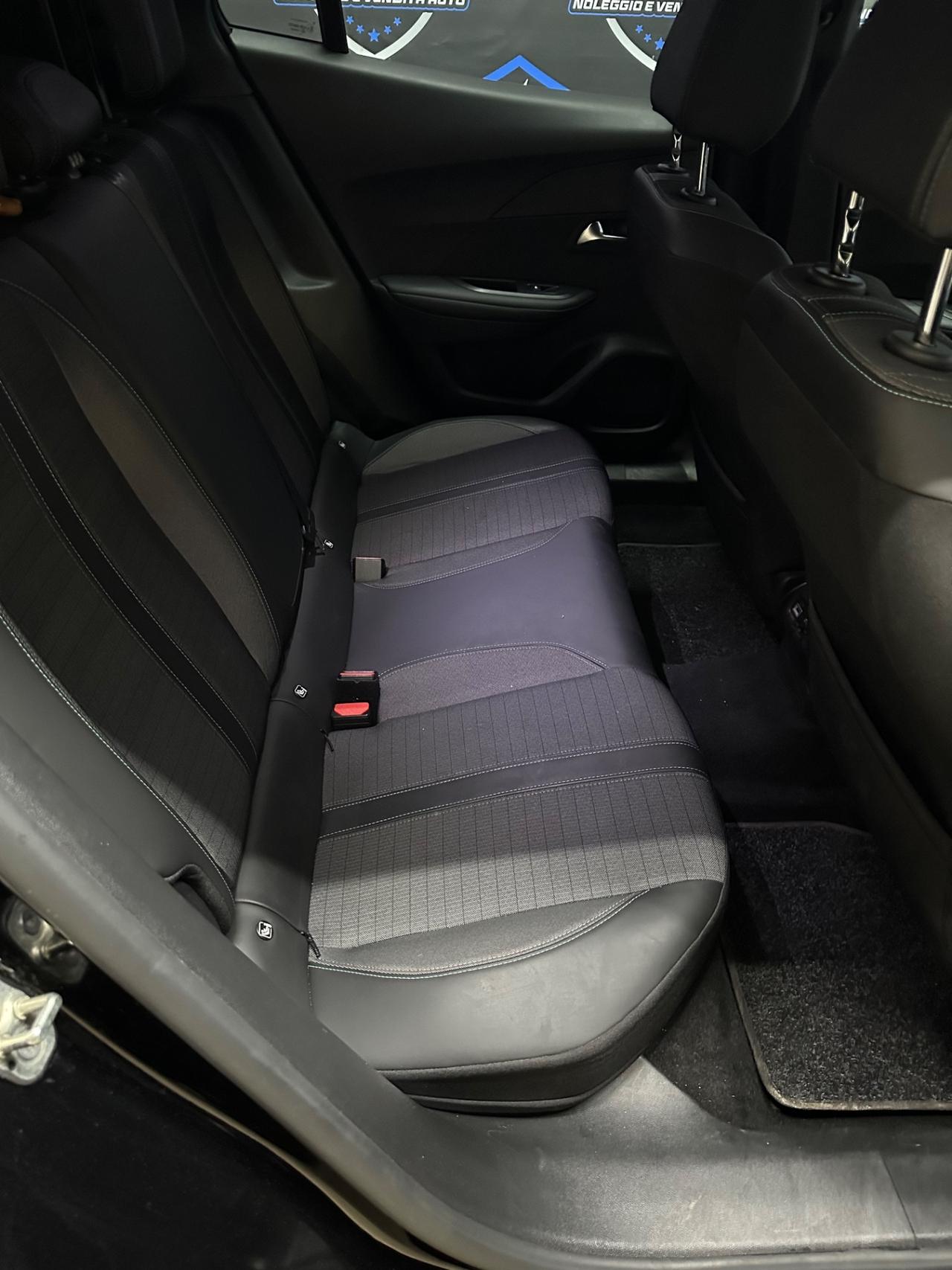 Peugeot 2008 PureTech 155 S&S EAT8 GT Pack