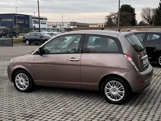 Lancia Ypsilon 1.2 Platino