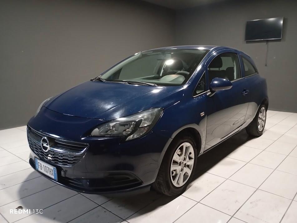 Opel Corsa del 2015 1200 benzina 130.000 km