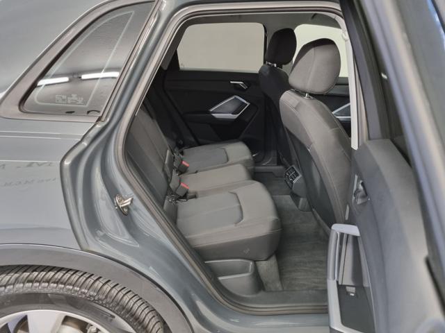 AUDI Q3 35 TFSI S tronic