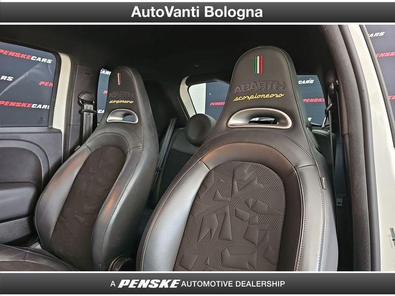 Abarth 595 595 1.4 Turbo T-Jet 165 CV Scorpioneoro