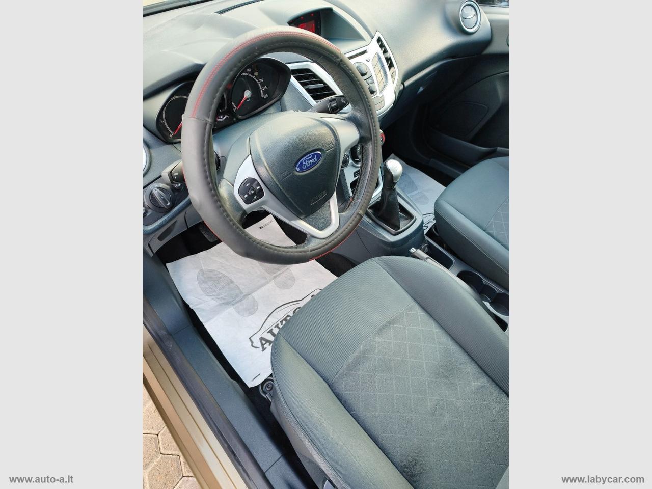 FORD Fiesta 1.4 TDCi 70 CV 5p. Titanium