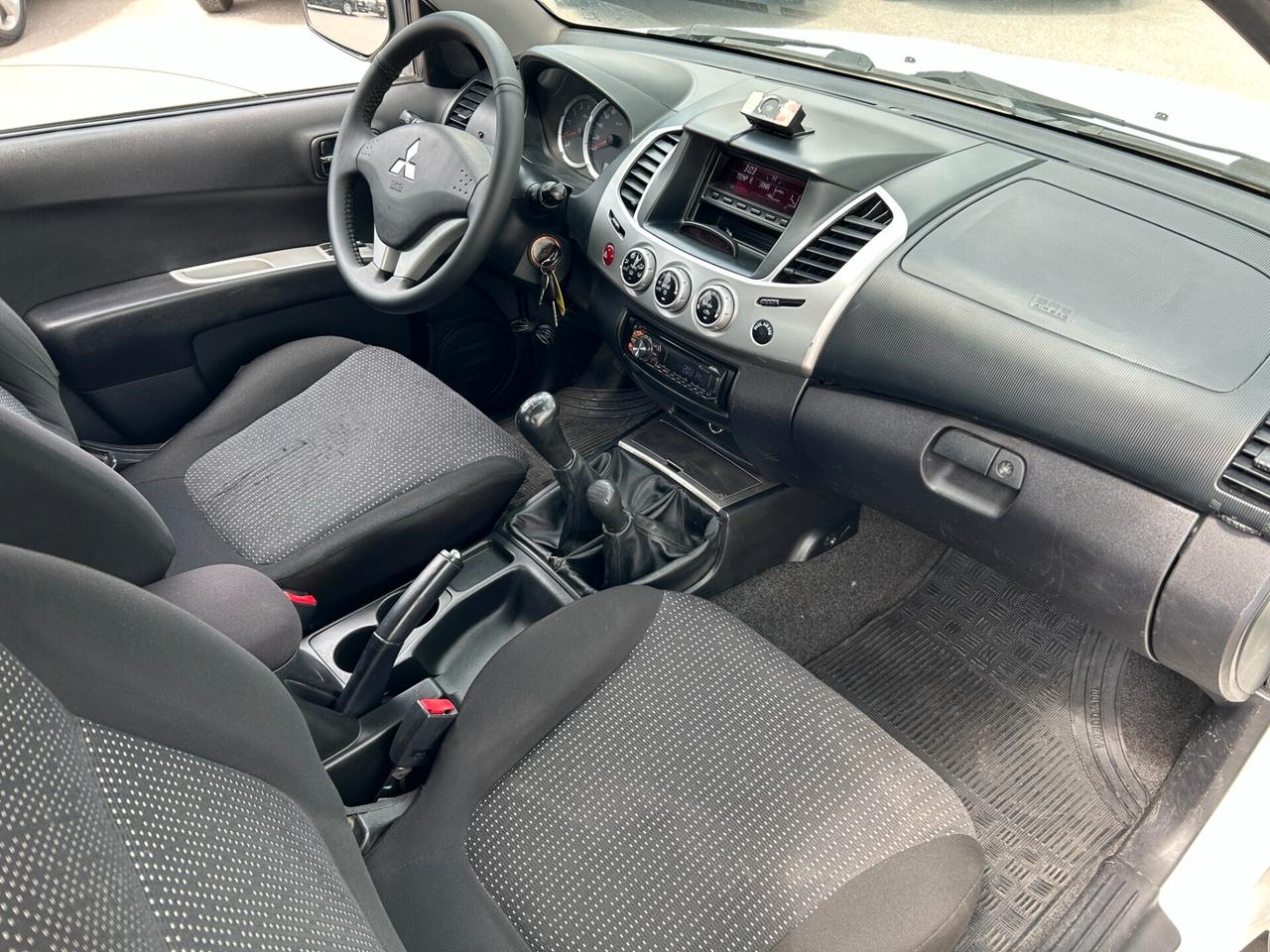 Mitsubishi L200 2.5 DI-D/178CV DC Intense Plus DPF