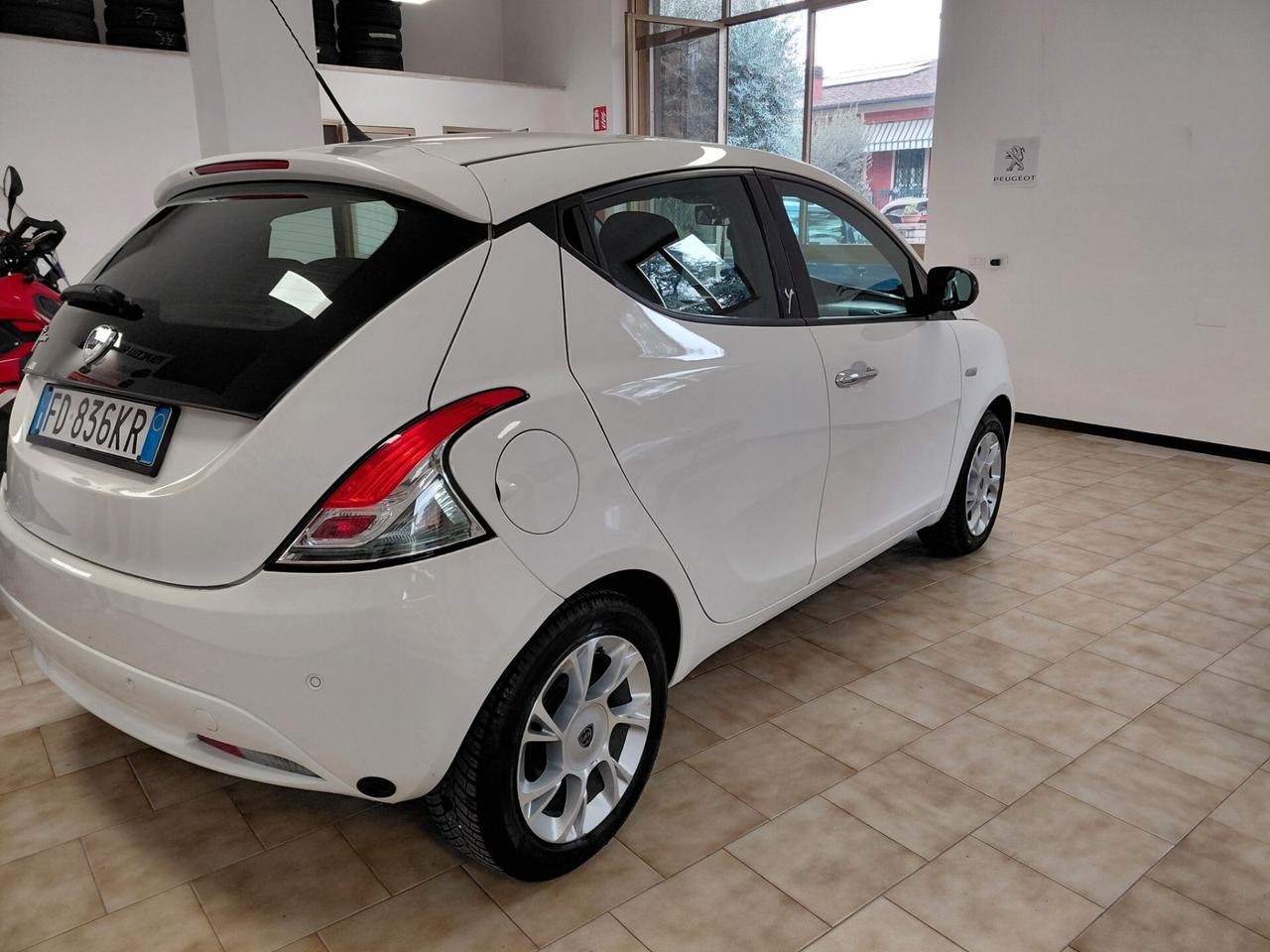 LANCIA YPSILON ANNO 2016 BZ GPL ADATTA NEOPATENTATI KM 149 MILA