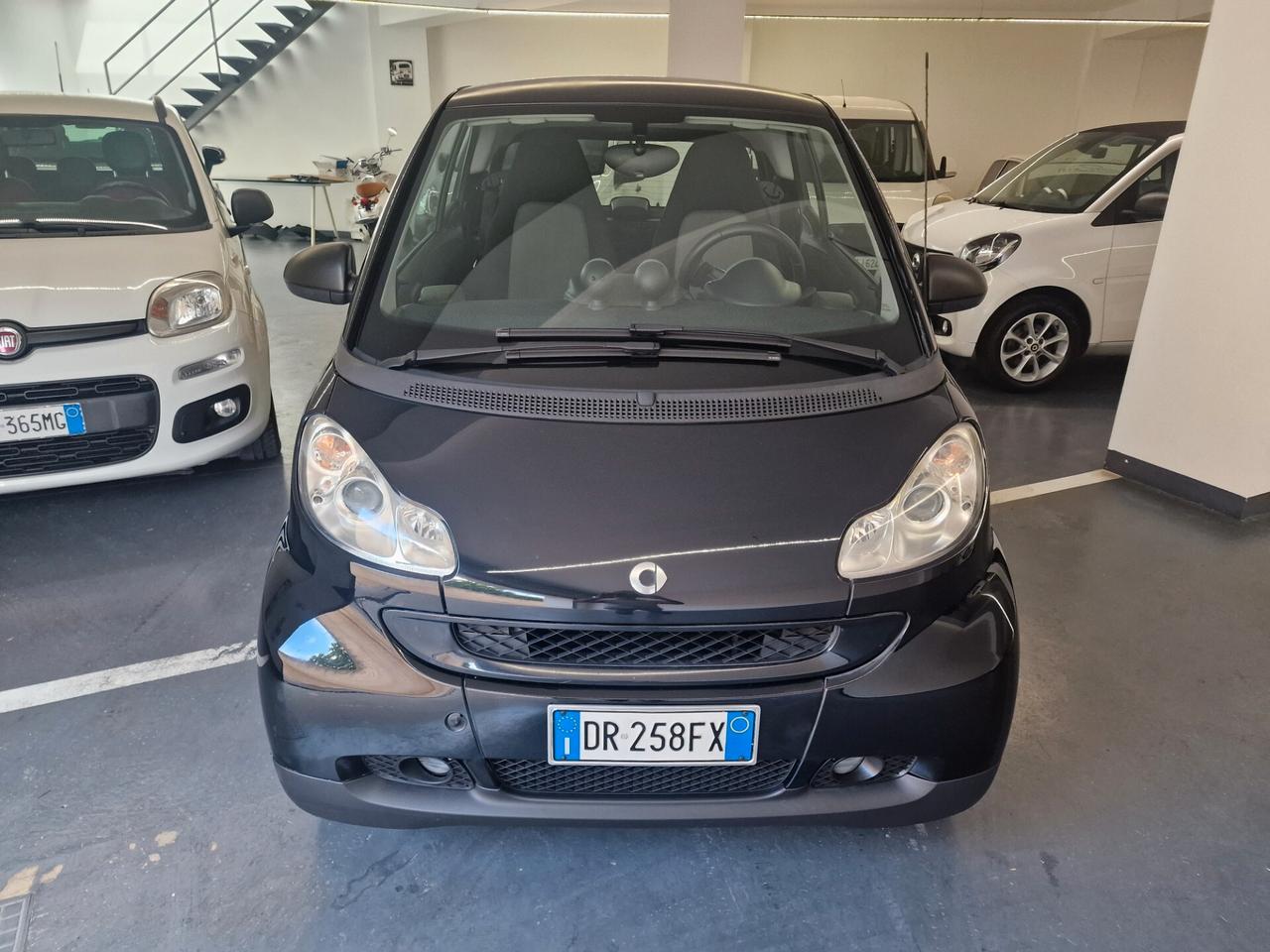 Smart ForTwo 1000 52 kW coupé pure