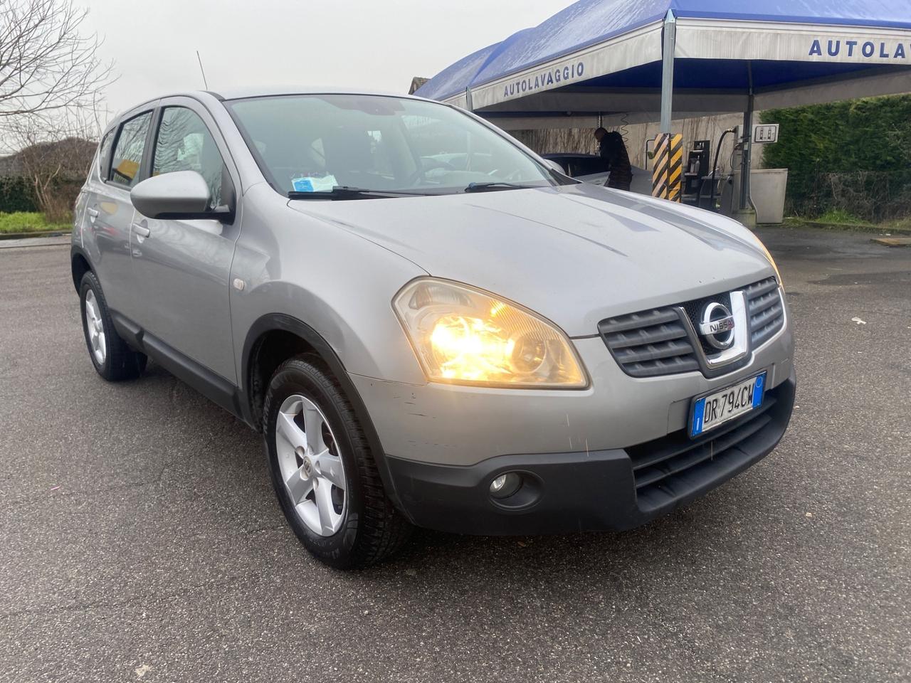 Nissan Qashqai 2.0 dCi DPF 4WD Tekna