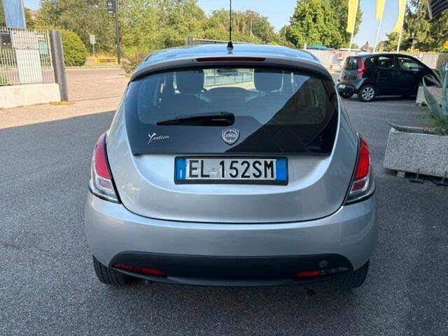 Lancia Ypsilon 1.2 69 CV 5 porte S&S Gold