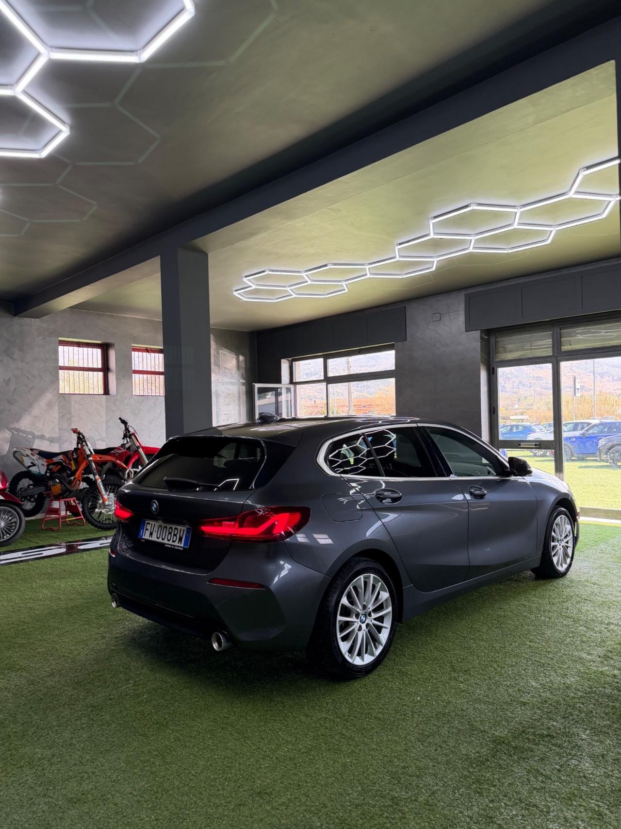 Bmw 118d 5p. Sport TETTO APRIBILE