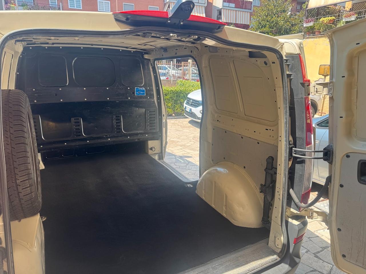 MERCEDES VITO 113 CDI AUTOMATICO BI-XENO PARKTRONIC UNIPROPRIETARIO IVA