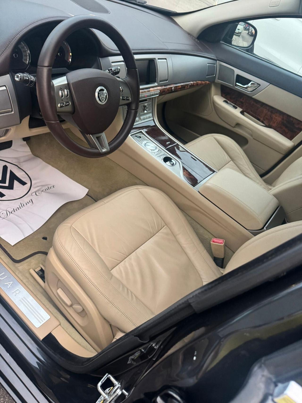 Jaguar XF 3.0 D V6