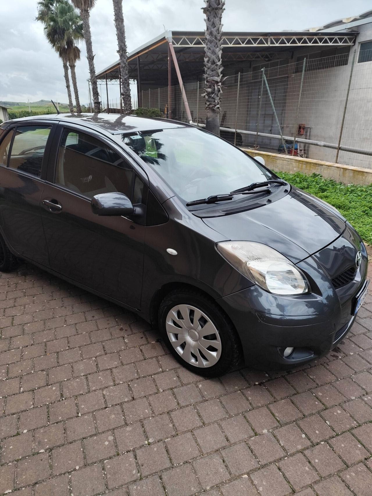 Toyota Yaris 1.3 5 porte M-MT Sol
