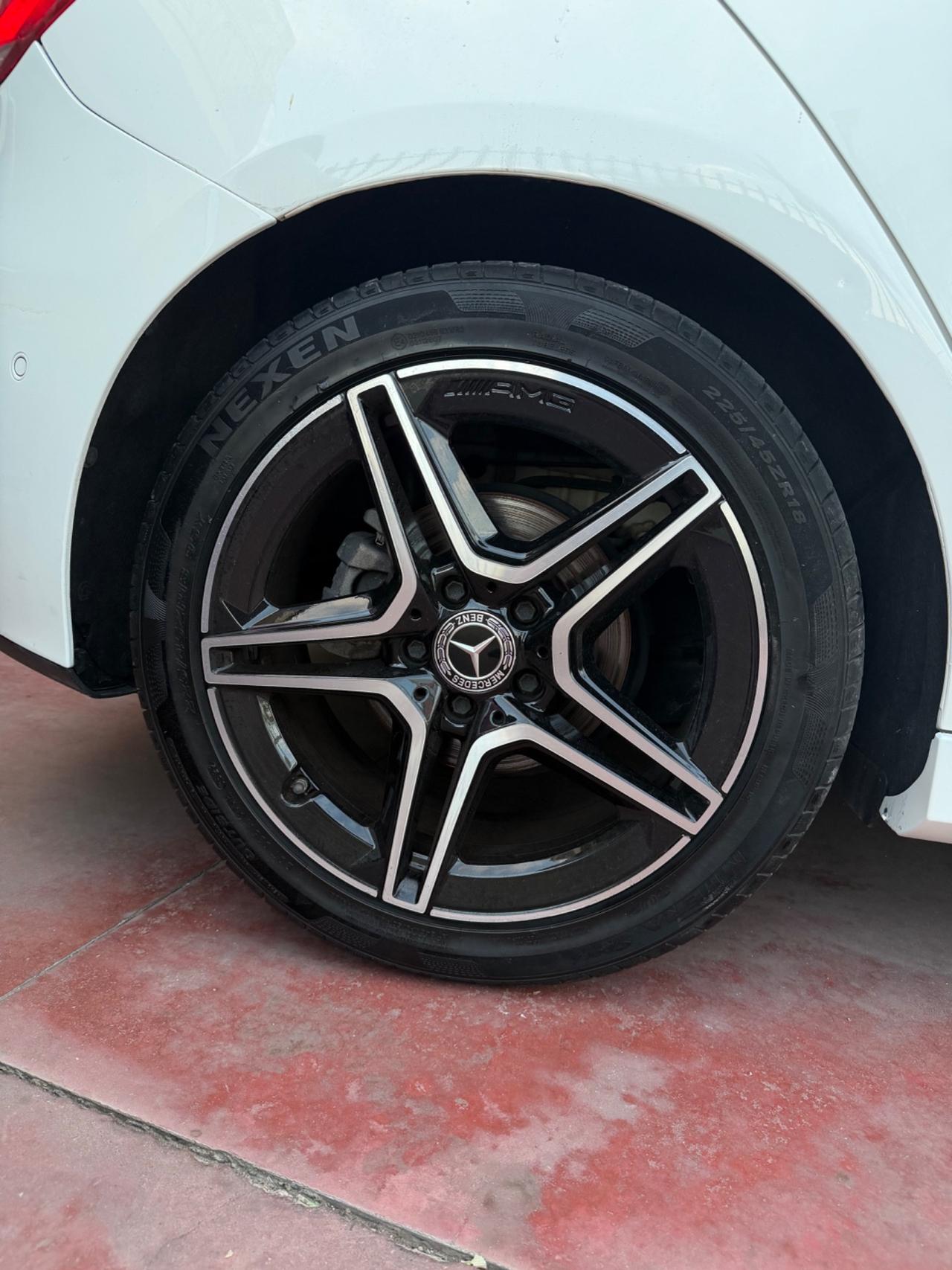Mercedes-benz A 200 180 d Automatic Premium