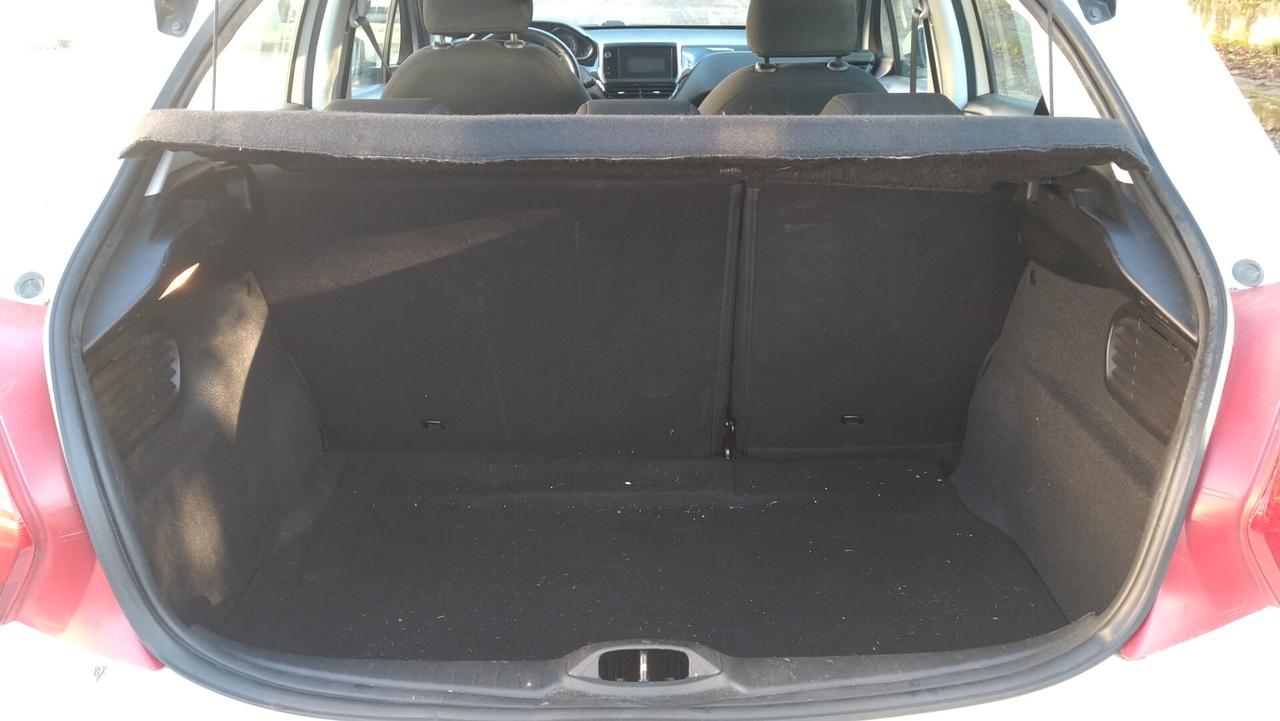 Peugeot 208 1.4 VTi ecoGPL