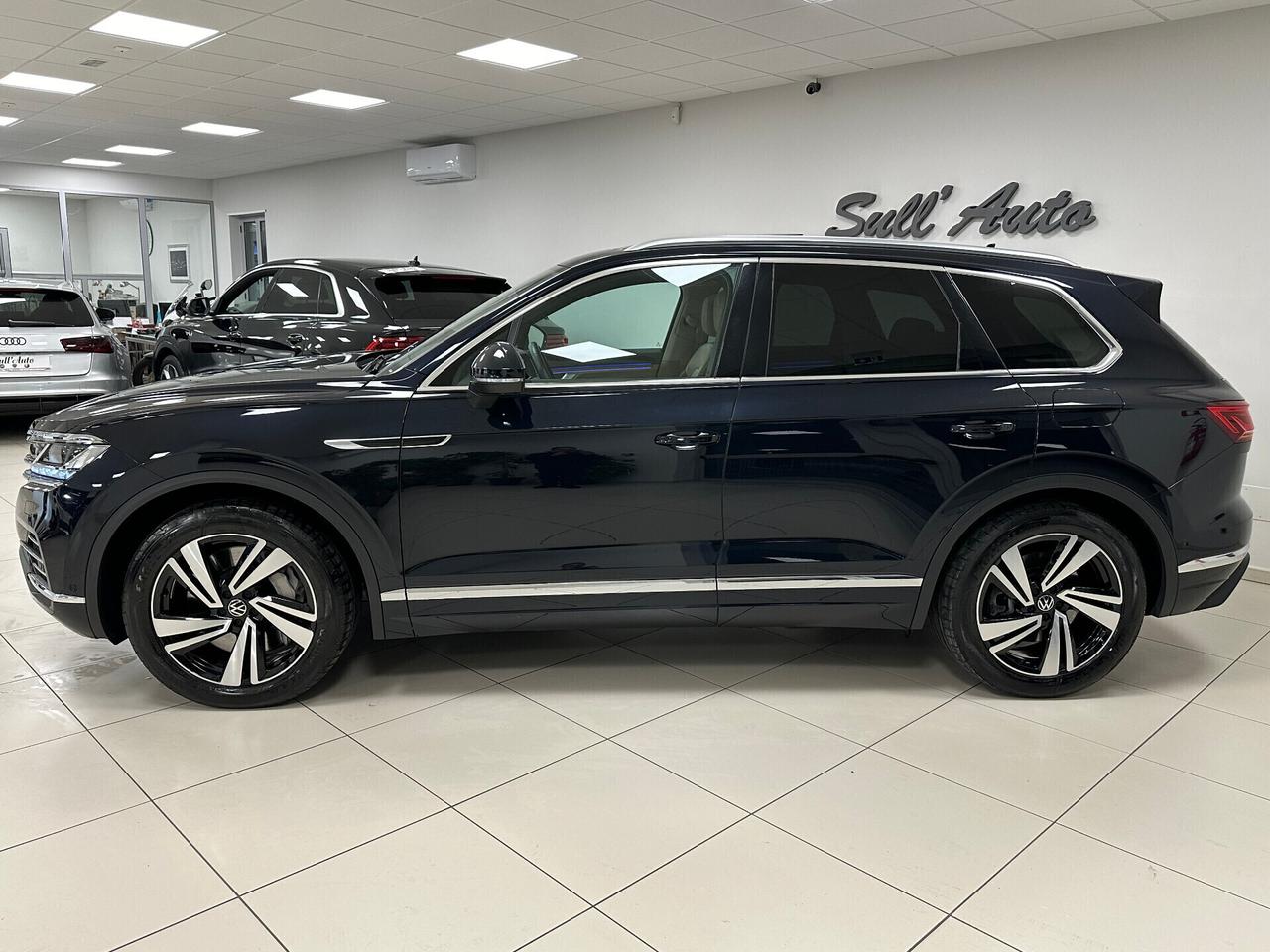 Volkswagen Touareg 3.0 V6 TSI eHybrid 381 CV 2021