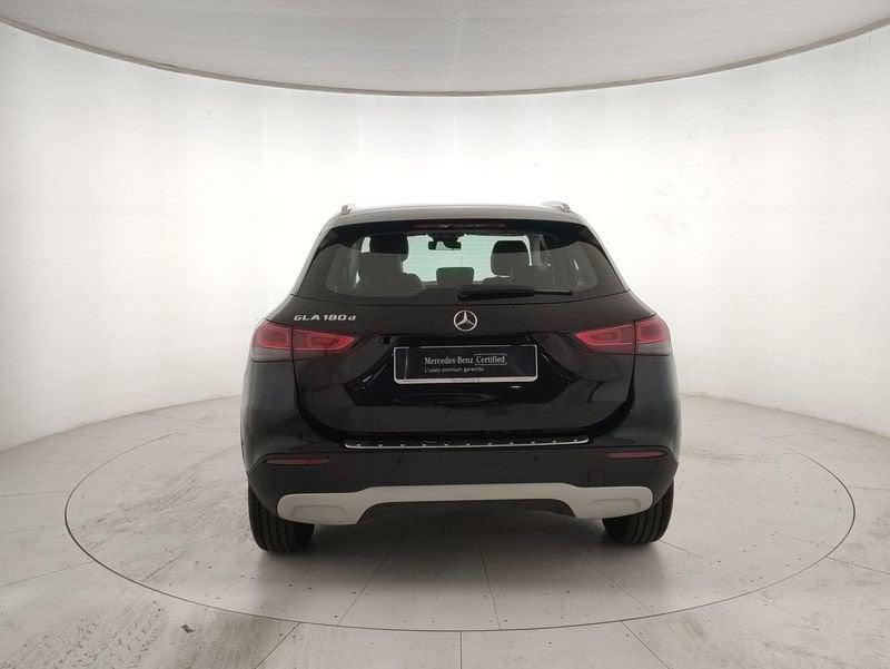 Mercedes-Benz GLA 180 d Business auto
