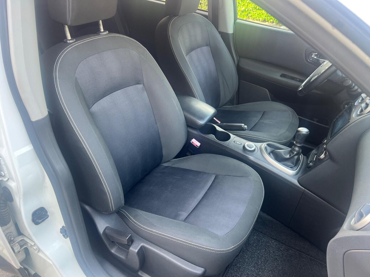 Nissan Qashqai 1.6 dCi DPF Tekna 4X4