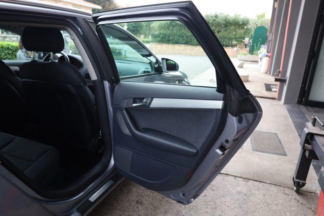 AUDI A3 Sportback 2.0 140 cv TDI quattro Ambition