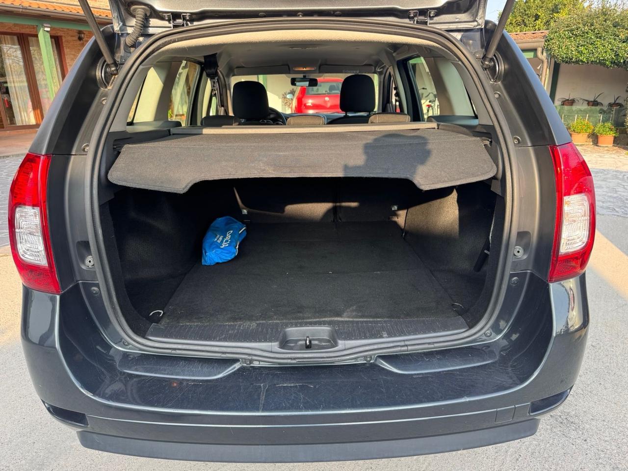 Dacia Logan MCV 0.9 TCe 12V 90CV Start&Stop Lauréate neopatentati