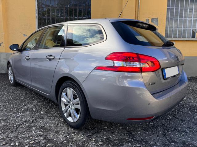 PEUGEOT 308 SOLO ? 8.300,00 1.5 SW Business NAVI PDC TELEFONO