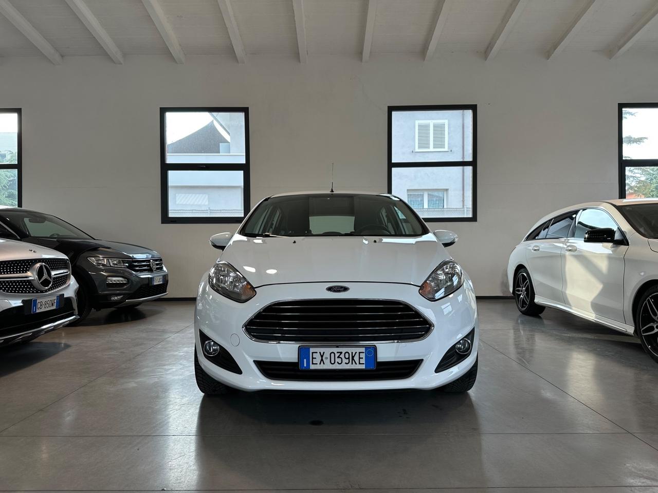 Ford Fiesta 1.2 60CV 5 porte Titanium