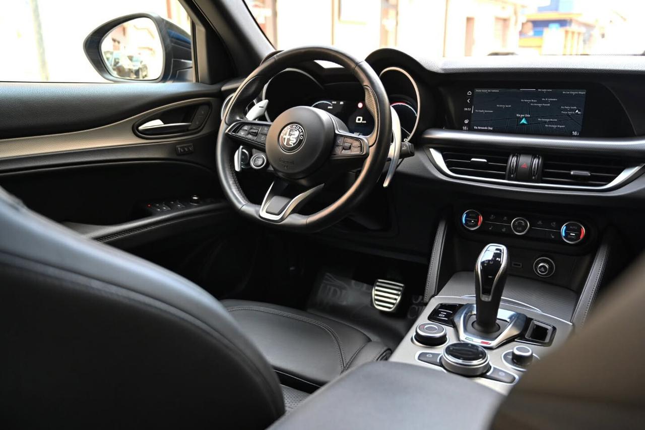 Alfa Romeo Stelvio 2.2 TD 210 CV AT8 Q4 Veloce