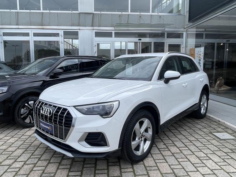 Audi Q3 Q3 35 TDI S tronic Business Advanced