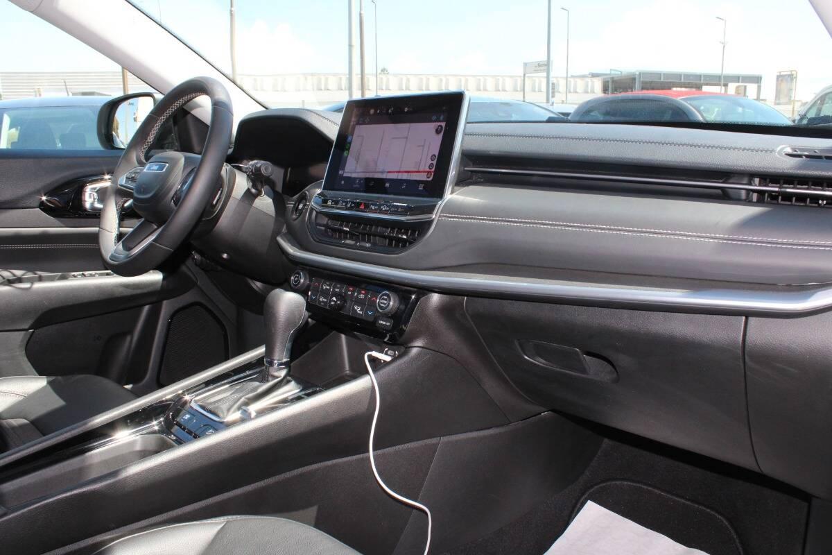 Jeep Compass 1.3 turbo t4 phev Limited 4xe con CarPlay