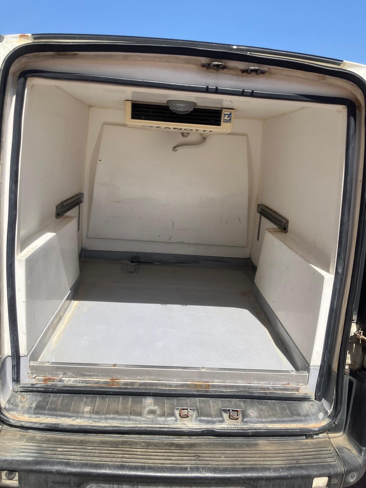 DOBLO' CON COIBENTAZIONE E GRUPPO FRIGO