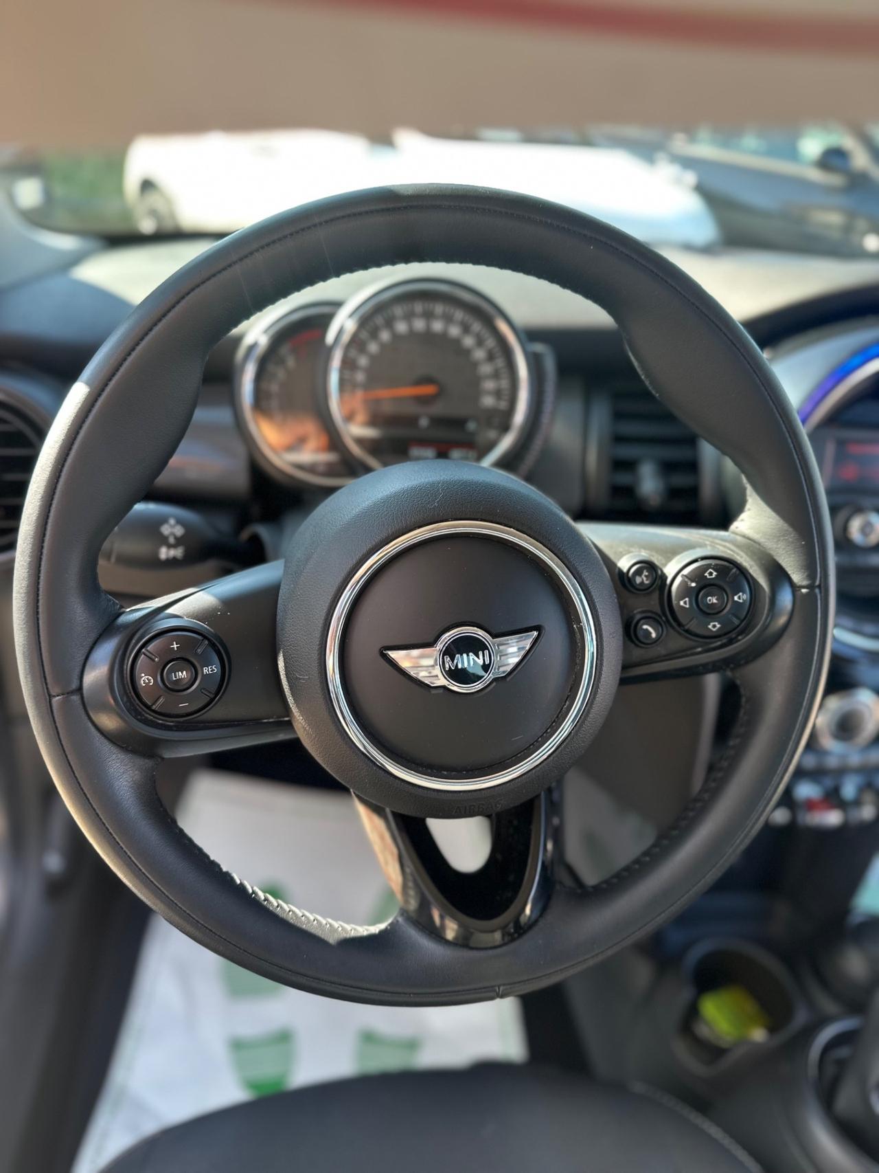 Mini Mini 1.5 Cooper