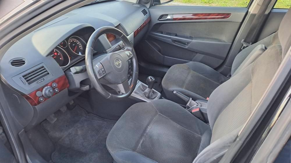 Opel Astra 1.7 CDTI POCHI KM TENUTA MOLTO BENE