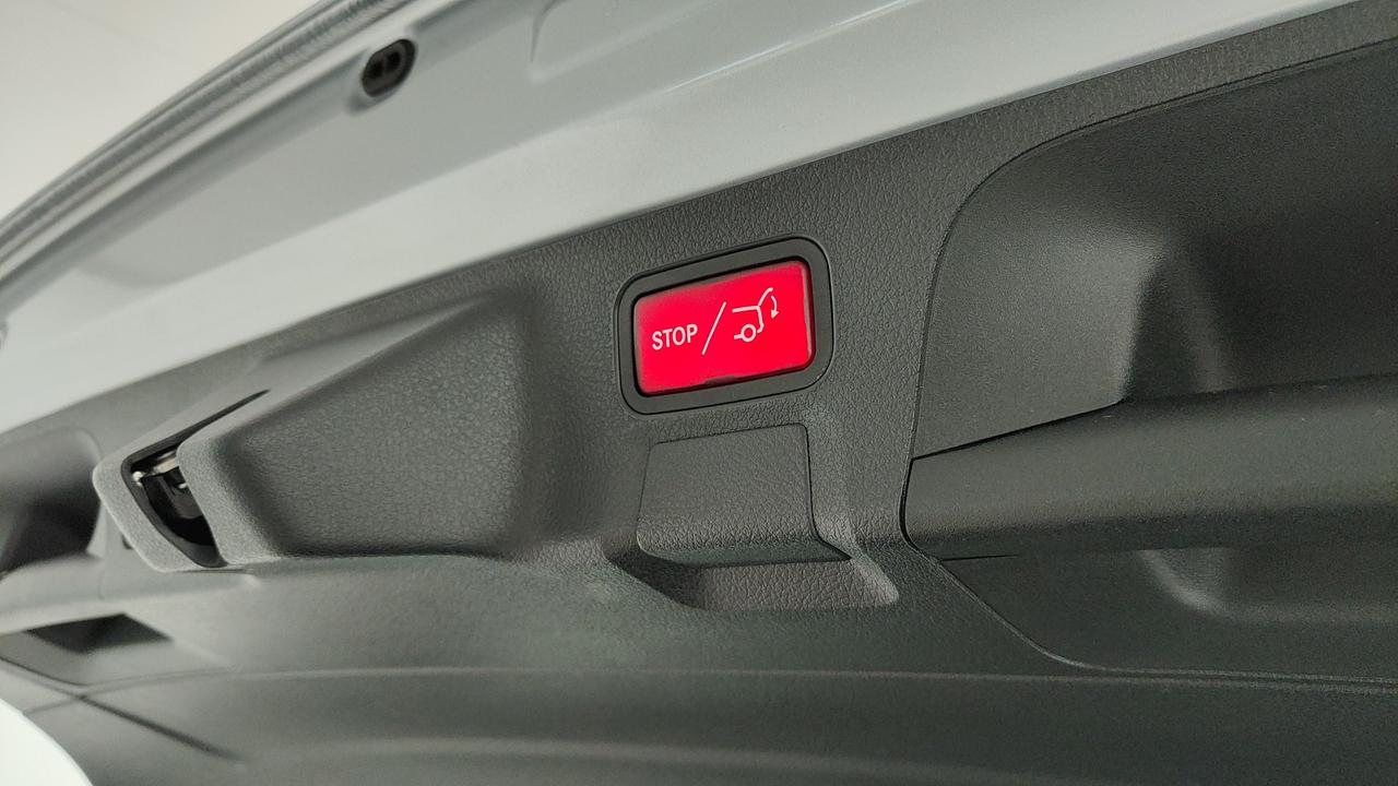 Mercedes-Benz CLA Shooting Brake 180 d Advanced auto