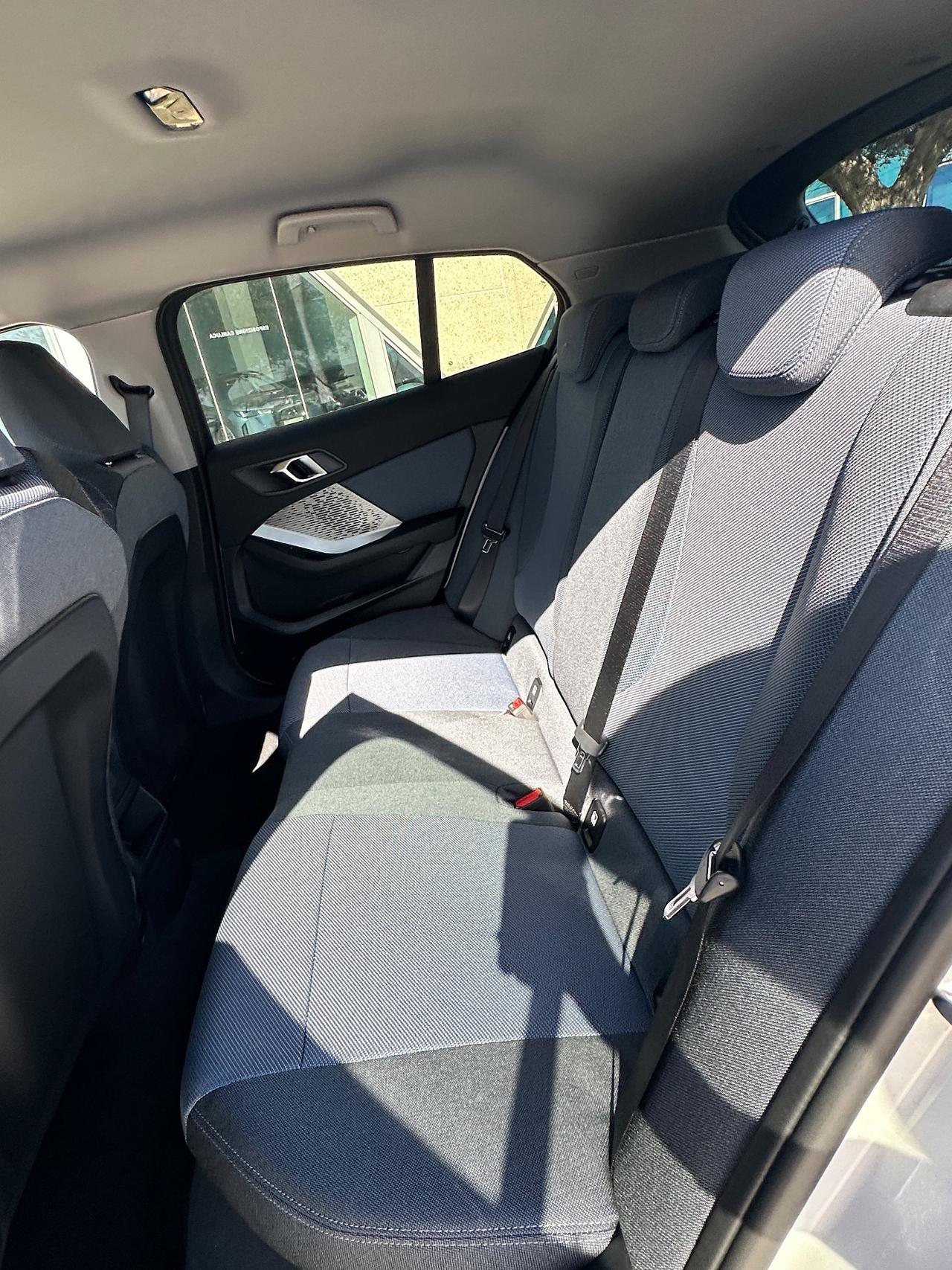 BMW 118 d MSport Design possibilità noleggio no scoring