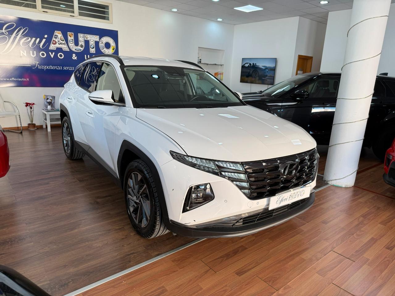 HYUNDAI TUCSON 1.6CRDi MHD 136CV XLine-Marzo 2023