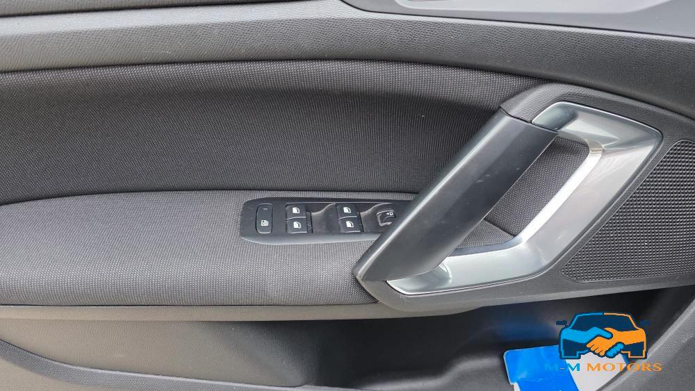 Peugeot 308 5 Porte 308 5p 1.5 bluehdi Gt Line s&s 130cv