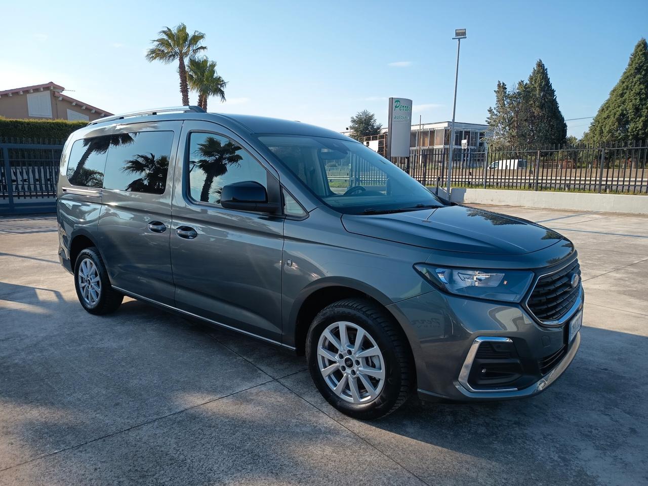 Ford Tourneo Connect Grand 2.0 EcoBlue 102 CV Titanium